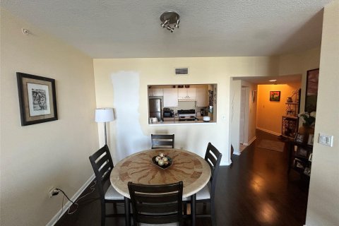 Condo in Fort Lauderdale, Florida, 2 bedrooms  № 1145970 - photo 18