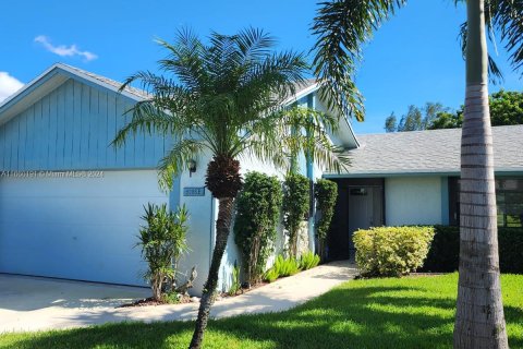 House in Boca Raton, Florida 3 bedrooms, 148.83 sq.m. № 1377334 - photo 20