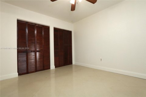 Copropriété à vendre à Opa-locka, Floride: 3 chambres, 95.13 m2 № 1328860 - photo 11