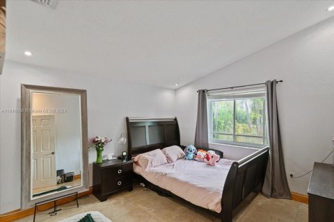 Casa en venta en Miami, Florida, 5 dormitorios, 284 m2 № 1328820 - foto 16