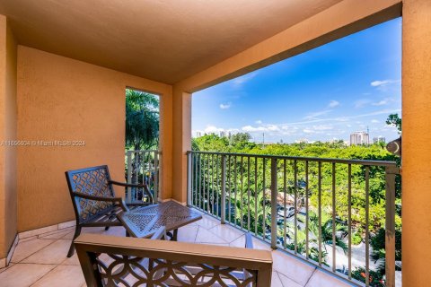 Copropriété à vendre à Aventura, Floride: 2 chambres, 109.62 m2 № 1356889 - photo 13