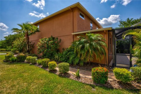 House in Lutz, Florida 5 bedrooms, 310.29 sq.m. № 1198259 - photo 10