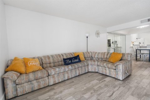 Condo in Boca Raton, Florida, 2 bedrooms  № 1185200 - photo 20