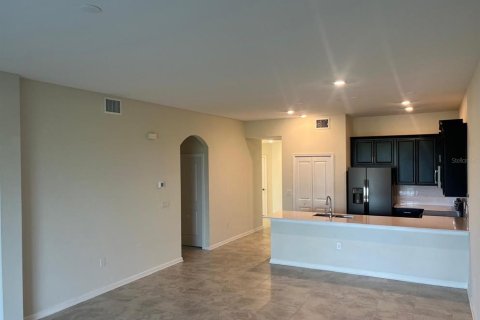 Condo in Davenport, Florida, 3 bedrooms  № 1320297 - photo 4