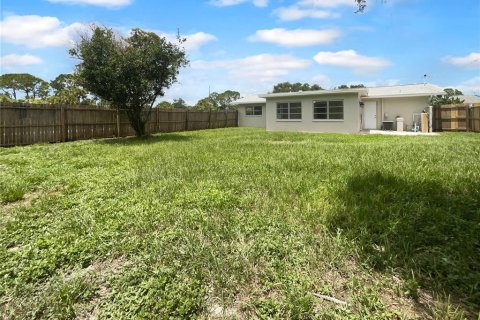 House in North Port, Florida 2 bedrooms, 106.84 sq.m. № 1320309 - photo 7