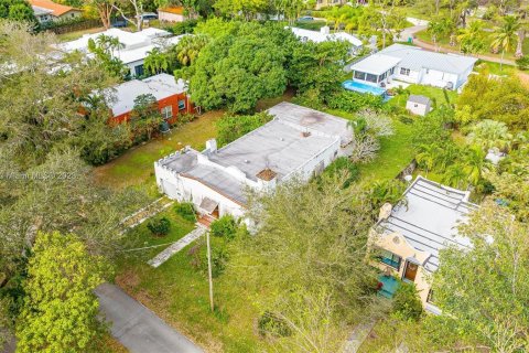 Casa en venta en Biscayne Park, Florida, 4 dormitorios, 228.54 m2 № 922197 - foto 22