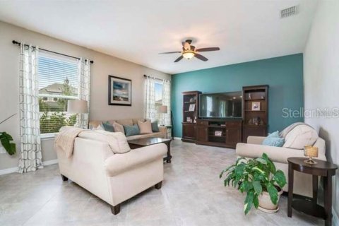 Villa ou maison à louer à Orlando, Floride: 5 chambres, 246.75 m2 № 1358292 - photo 8