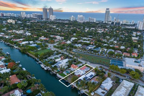 Villa ou maison à vendre à Miami Beach, Floride: 5 chambres, 466.74 m2 № 1354490 - photo 10