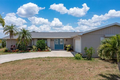 Villa ou maison à vendre à Punta Gorda, Floride: 3 chambres, 167.97 m2 № 1248285 - photo 14