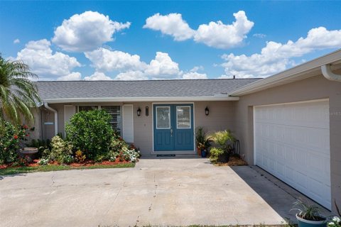 Villa ou maison à vendre à Punta Gorda, Floride: 3 chambres, 167.97 m2 № 1248285 - photo 16