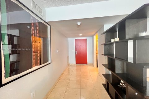 Copropriété à vendre à Sunny Isles Beach, Floride: 2 chambres, 160.72 m2 № 1292740 - photo 7