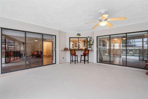 Casa en venta en Lutz, Florida, 4 dormitorios, 215.44 m2 № 1005836 - foto 9