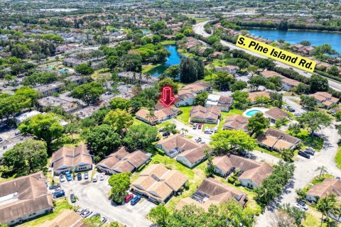 Casa en venta en Davie, Florida, 3 dormitorios, 169.55 m2 № 1121430 - foto 5