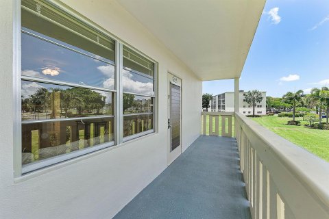 Copropriété à vendre à Boca Raton, Floride: 2 chambres, 79.99 m2 № 1223672 - photo 30