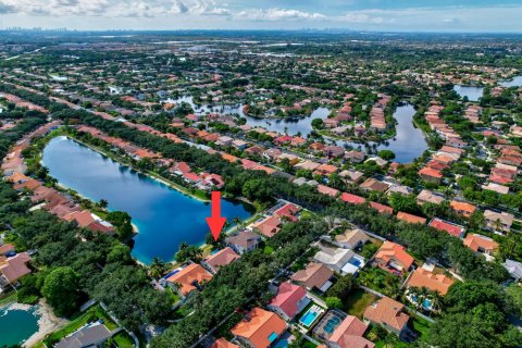 Casa en venta en Miramar, Florida, 3 dormitorios, 151.62 m2 № 1223697 - foto 4