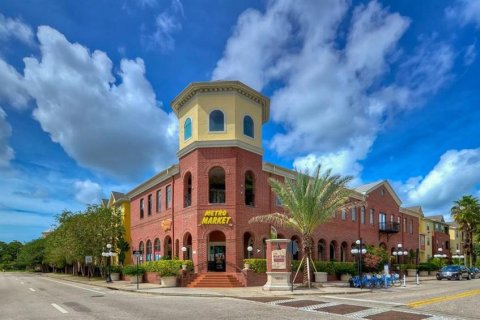 Condo in Tampa, Florida, 1 bedroom  № 1243044 - photo 1