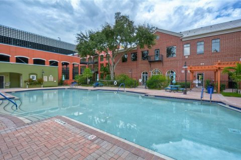 Condo in Tampa, Florida, 1 bedroom  № 1243044 - photo 25