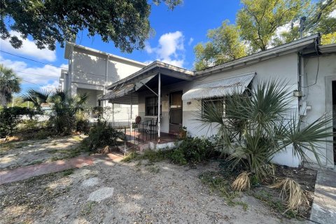 Villa ou maison à vendre à Tampa, Floride: 2 chambres, 65.77 m2 № 1405491 - photo 13