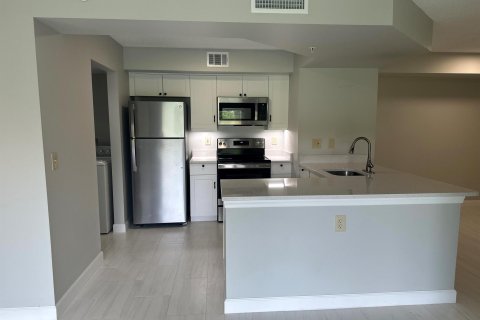 Condo in Jensen Beach, Florida, 1 bedroom  № 1152153 - photo 15