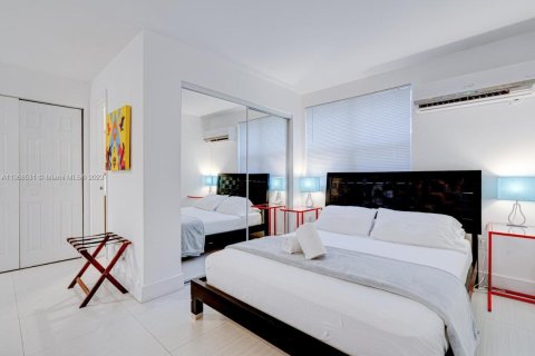 Apartment in Miami, Florida 1 bedroom, 31.96 sq.m. № 417718 - photo 11