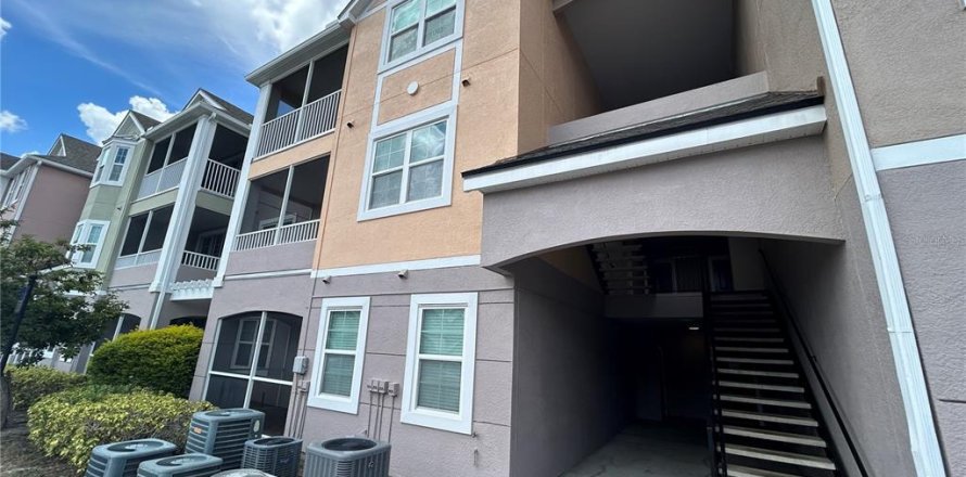 Condominio en Orlando, Florida, 1 dormitorio  № 1337270