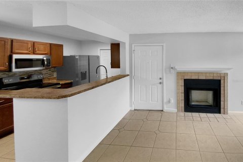 Condo in Orlando, Florida, 2 bedrooms  № 1268459 - photo 13