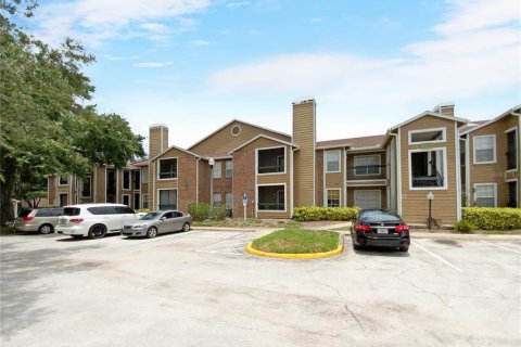 Condominio en venta en Orlando, Florida, 2 dormitorios, 86.86 m2 № 1268459 - foto 1