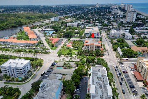 Condo in Deerfield Beach, Florida, 2 bedrooms  № 924542 - photo 12