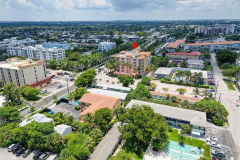 Condo in Deerfield Beach, Florida, 2 bedrooms  № 924542 - photo 30