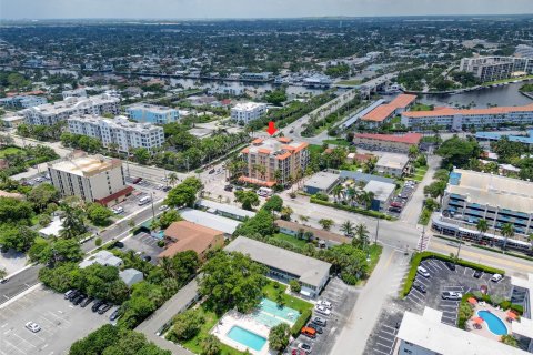 Condo in Deerfield Beach, Florida, 2 bedrooms  № 924542 - photo 11