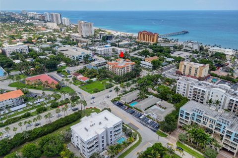 Condo in Deerfield Beach, Florida, 2 bedrooms  № 924542 - photo 10