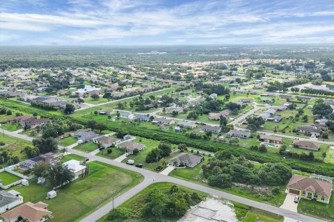 House in North Port, Florida 3 bedrooms, 160.26 sq.m. № 1265620 - photo 4