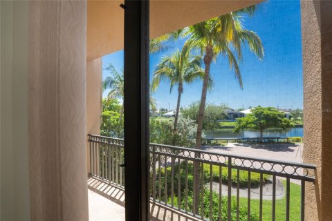 Condominio en venta en Punta Gorda, Florida, 3 dormitorios, 217.21 m2 № 1307319 - foto 25