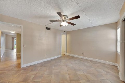 Copropriété à vendre à Tampa, Floride: 1 chambre, 63.17 m2 № 1344679 - photo 18