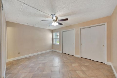 Copropriété à vendre à Tampa, Floride: 1 chambre, 63.17 m2 № 1344679 - photo 17