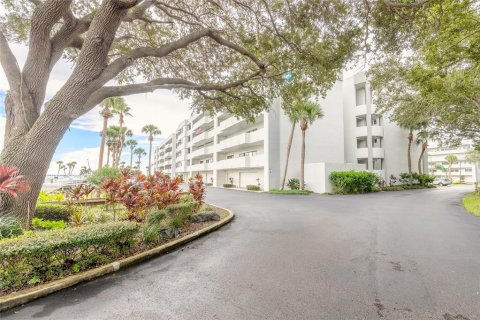 Condo in Palm Bay, Florida, 3 bedrooms  № 1344681 - photo 1