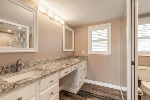 Condo in Palm Bay, Florida, 3 bedrooms  № 1344681 - photo 18