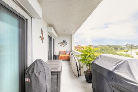 Condo in Palm Bay, Florida, 3 bedrooms  № 1344681 - photo 24