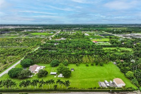 Villa ou maison à vendre à Miami, Floride: 4 chambres, 213.86 m2 № 1388199 - photo 6