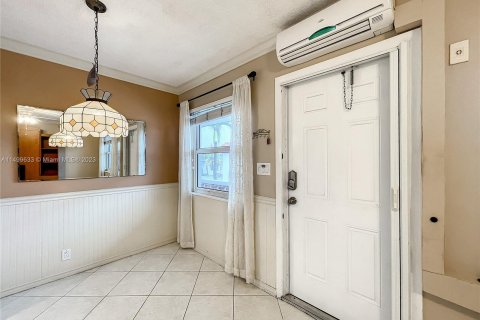 Condominio en venta en Dania Beach, Florida, 1 dormitorio, 52.4 m2 № 908321 - foto 10