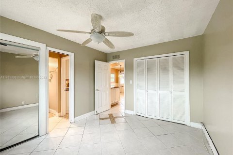 Copropriété à vendre à Dania Beach, Floride: 1 chambre, 52.4 m2 № 908321 - photo 12