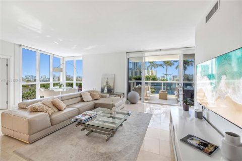 Copropriété à vendre à Miami Beach, Floride: 2 chambres, 143.81 m2 № 1385751 - photo 1