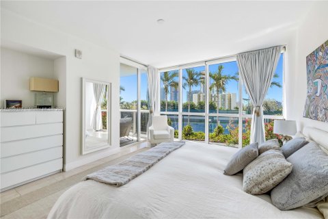 Copropriété à vendre à Miami Beach, Floride: 2 chambres, 143.81 m2 № 1385751 - photo 8