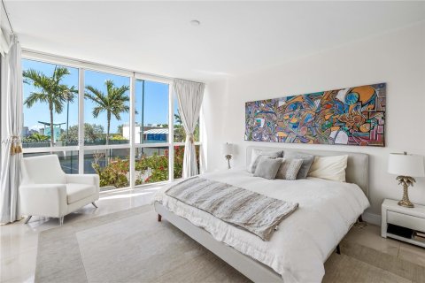 Condo in Miami Beach, Florida, 2 bedrooms  № 1385751 - photo 9