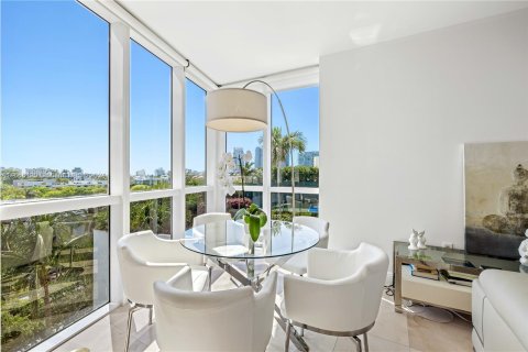 Copropriété à vendre à Miami Beach, Floride: 2 chambres, 143.81 m2 № 1385751 - photo 3