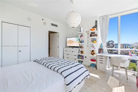 Copropriété à vendre à Miami Beach, Floride: 2 chambres, 143.81 m2 № 1385751 - photo 14