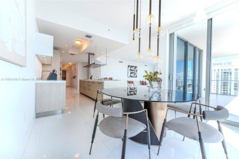 Copropriété à vendre à North Miami Beach, Floride: 3 chambres, 206.71 m2 № 1385709 - photo 17