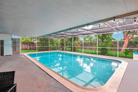 Casa en venta en Davie, Florida, 3 dormitorios, 104.52 m2 № 1352126 - foto 2