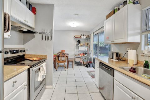 Casa en venta en Davie, Florida, 3 dormitorios, 104.52 m2 № 1352126 - foto 10