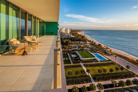 Condominio en venta en Key Biscayne, Florida, 4 dormitorios, 442.4 m2 № 1352127 - foto 17